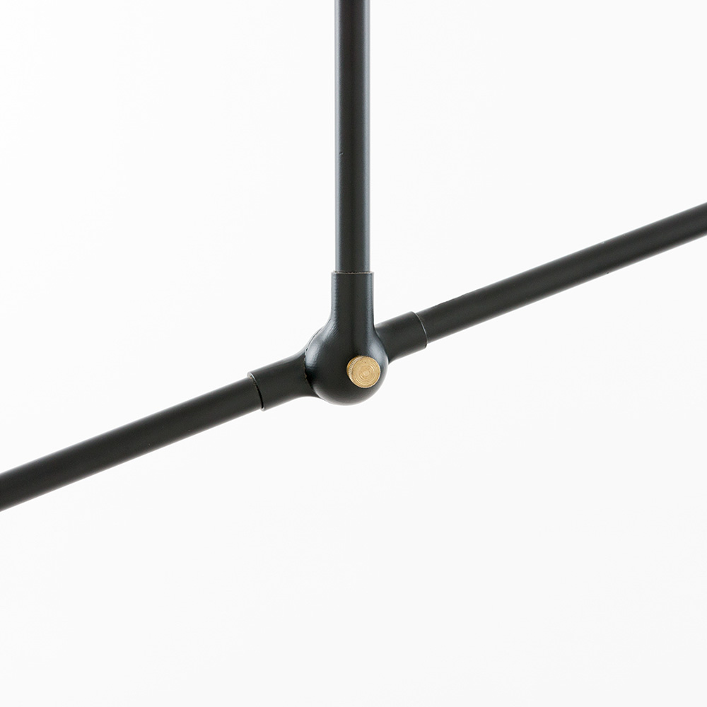 Sorenthia 3-Arm Light